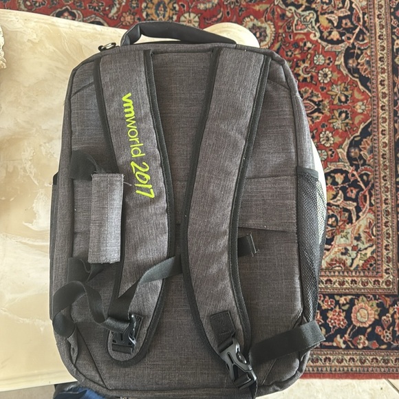 VMworld Backpack 🎒 2017 like new - Picture 2 of 3